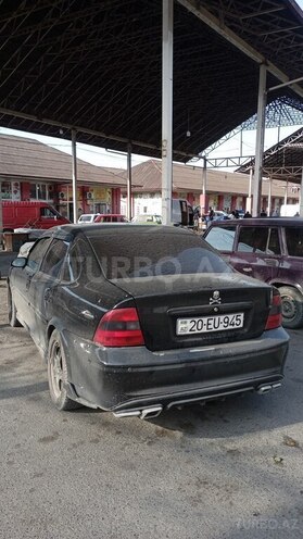 Opel Vectra 1996, 350,000 km - 2.0 l - Gəncə
