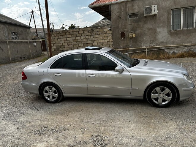 Mercedes E 270 2002, 444,000 km - 2.7 л - Göyçay