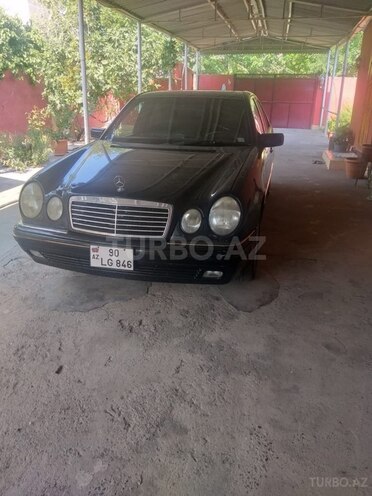Mercedes E 320 1999, 260,000 km - 3.2 л - İmişli