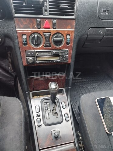 Mercedes C 180 1997, 422,011 km - 1.8 l - Bakı