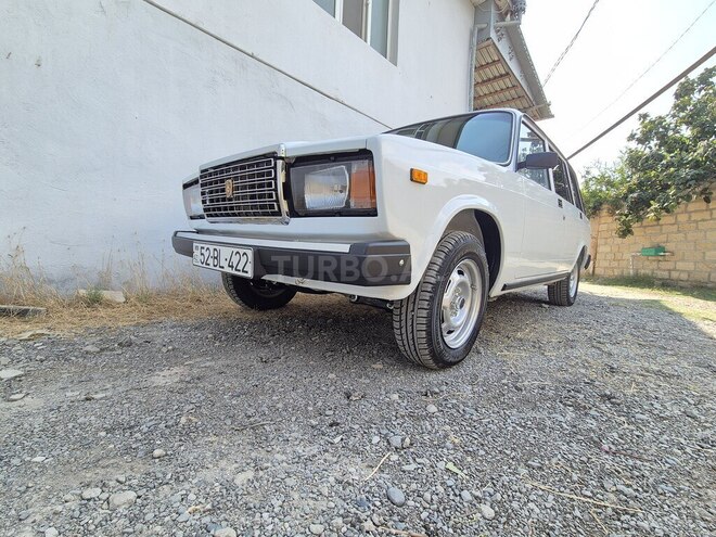 LADA (VAZ) 2104 2011, 83,000 km - 1.6 l - Salyan