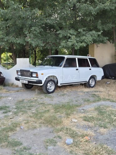 LADA (VAZ) 2104 2011, 83,000 km - 1.6 l - Salyan