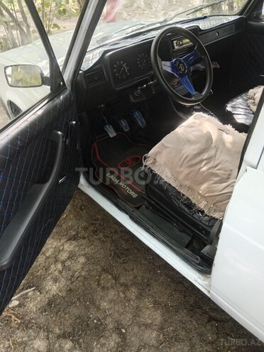 LADA (VAZ) 2107 1992, 100,000 km - 1.6 l - Qusar
