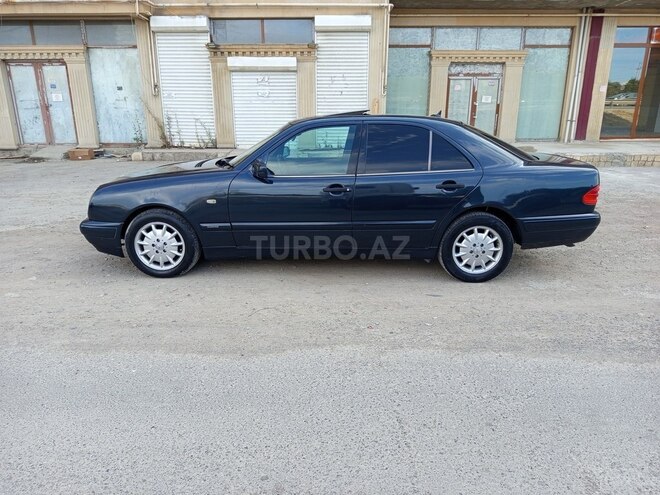Mercedes E 240 1999, 228,000 km - 2.4 l - Bakı