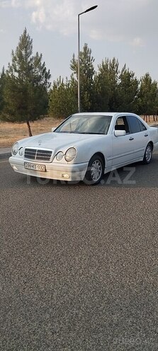 Mercedes E 300 1995, 480,000 km - 3.0 л - Masallı