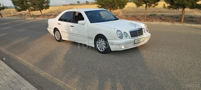 Mercedes E 300 1995, 480,000 km - 3.0 л - Masallı