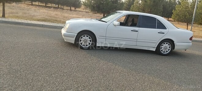 Mercedes E 300 1995, 480,000 km - 3.0 л - Masallı