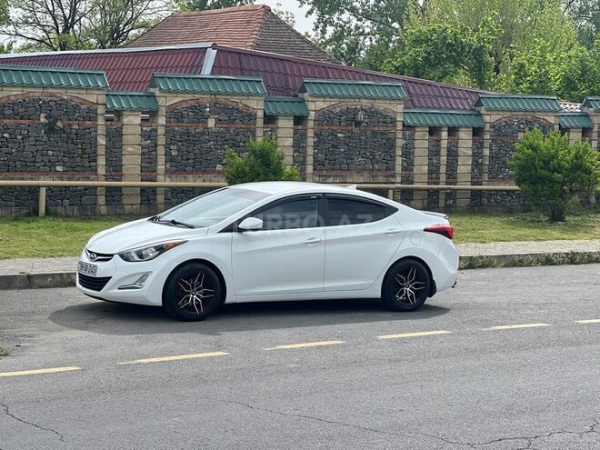 Hyundai Elantra 2015, 160,000 km - 1.8 l - Bakı