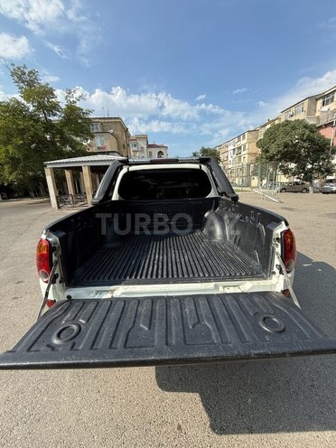 Mitsubishi L200 2012, 244,000 km - 2.5 l - Bakı