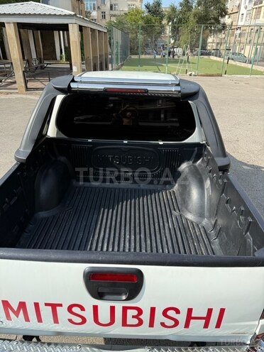 Mitsubishi L200 2012, 244,000 km - 2.5 l - Bakı