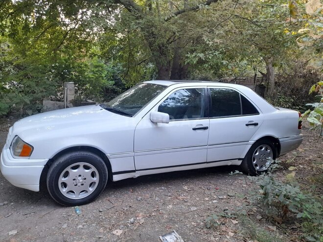 Mercedes C 220 1994, 230,852 km - 2.2 l - Mingəçevir