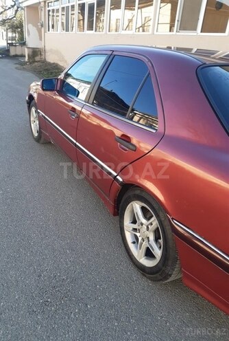 Mercedes C 180 1995, 282,450 km - 1.8 л - Bakı
