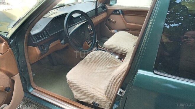 Mercedes E 300 1994, 100,000 km - 3.0 l - Bakı