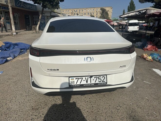 Changan Qiyuan A05 2025, 1,845 km - 1.5 л - Salyan