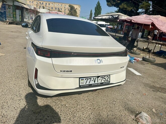 Changan Qiyuan A05 2025, 1,845 km - 1.5 л - Salyan