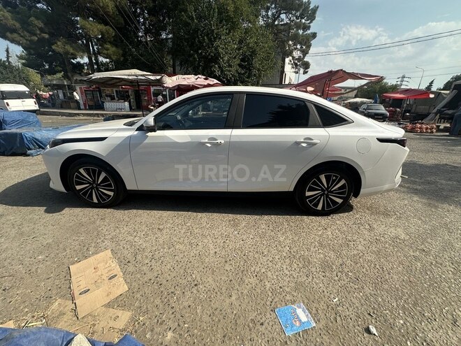 Changan Qiyuan A05 2025, 1,845 km - 1.5 л - Salyan