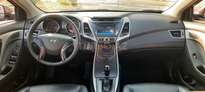 Hyundai Avante 2013, 196,000 km - 1.6 l - Bakı