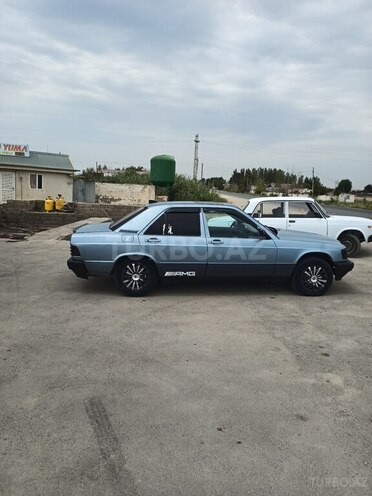 Mercedes 190 1990, 500,000 km - 2.0 л - Salyan