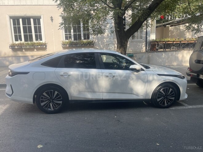 Changan Qiyuan A05 2024, 17,000 km - 1.5 л - Bakı