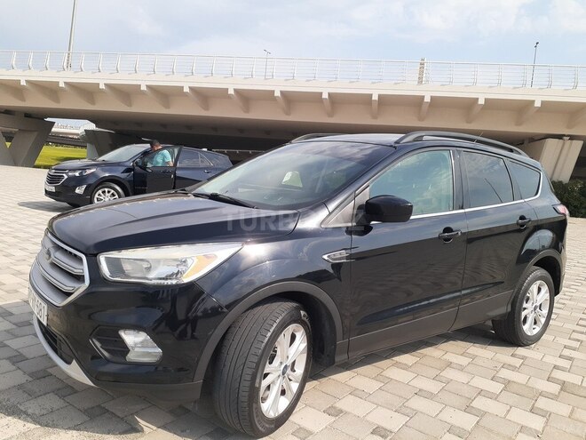 Ford Escape 2017, 245,000 km - 1.5 l - Bakı
