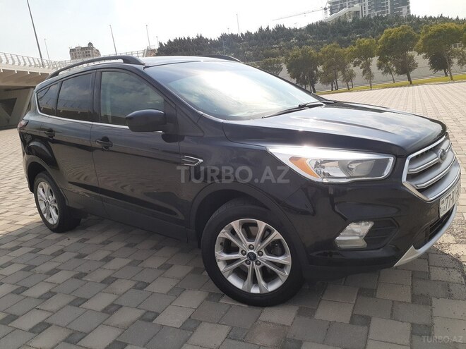 Ford Escape 2017, 245,000 km - 1.5 l - Bakı