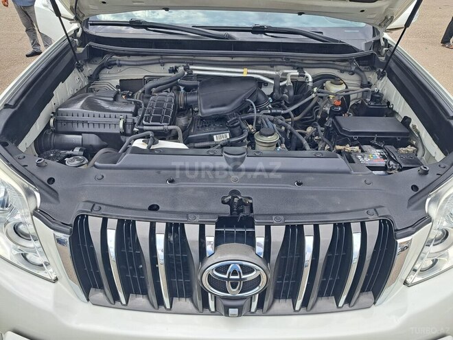 Toyota Land Cruiser Prado 2011, 97,961 km - 2.7 л - Bakı