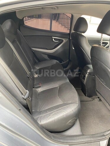 Hyundai Elantra 2015, 95,000 km - 1.6 l - Bakı