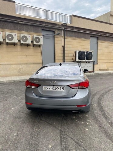 Hyundai Elantra 2015, 95,000 km - 1.6 l - Bakı