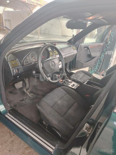 Mercedes C 240 1997, 300,000 km - 2.4 л - Ağcabədi