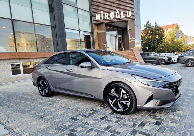 Hyundai Elantra 2022, 37,855 km - 1.6 л - Bakı