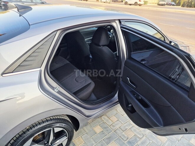 Hyundai Elantra 2022, 37,855 km - 1.6 л - Bakı