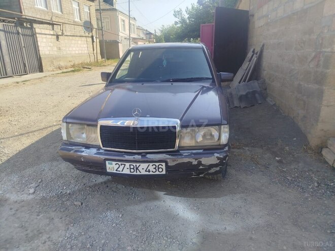 Mercedes 190 1993, 238,597 km - 2.0 л - Qusar