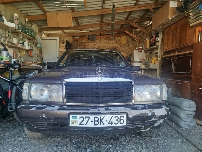Mercedes 190 1993, 238,597 km - 2.0 л - Qusar