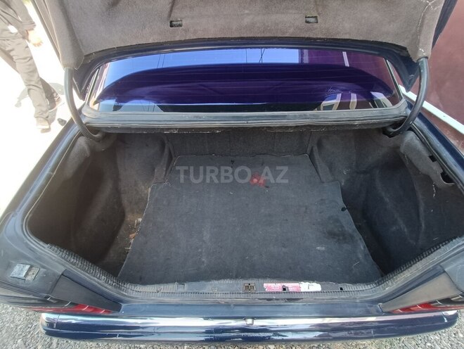 Mercedes E 220 1993, 270,000 km - 2.2 l - Qazax