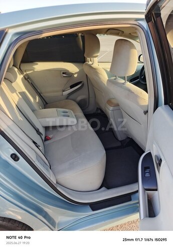 Toyota Prius 2013, 294,000 km - 1.8 л - Bakı