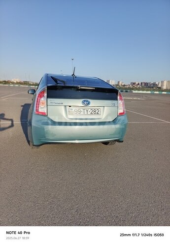 Toyota Prius 2013, 294,000 km - 1.8 л - Bakı