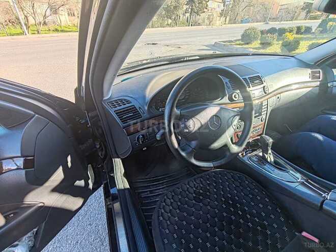Mercedes E 220 2005, 312,000 km - 2.2 l - Bakı