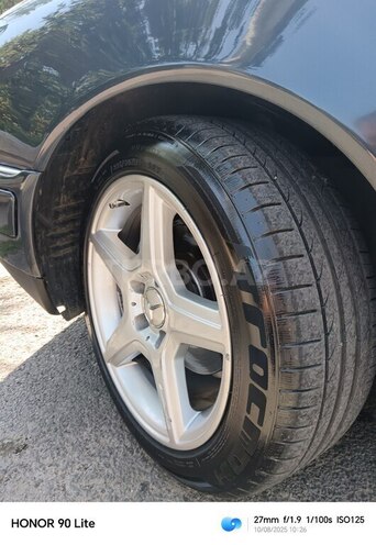 Mercedes E 240 1998, 263,165 km - 2.4 l - Tovuz