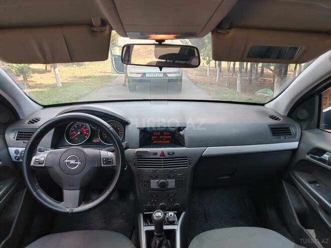 Opel Astra 2006, 202,684 km - 1.4 l - Bakı