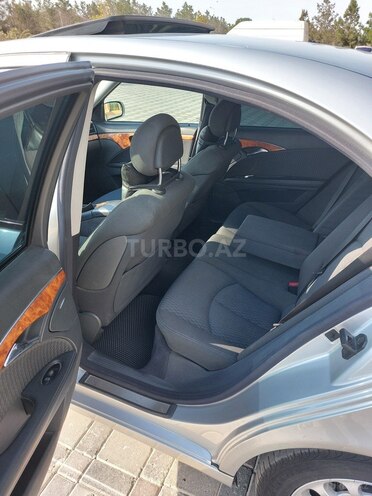 Mercedes E 240 2004, 332,372 km - 2.6 l - Şirvan