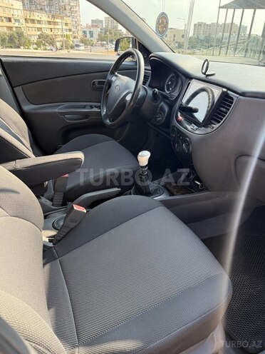 Kia Rio 2006, 380,000 km - 1.4 l - Bakı