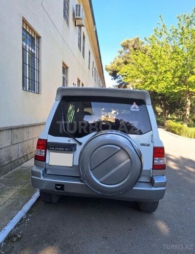 Mitsubishi Pajero io 1998, 276,000 km - 1.8 l - Bakı