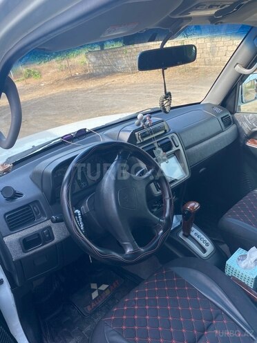 Mitsubishi Pajero io 1998, 276,000 km - 1.8 l - Bakı