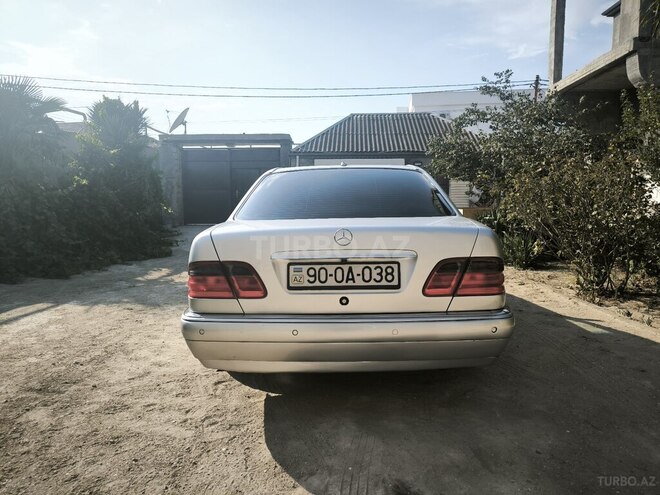 Mercedes E 240 1999, 430,000 km - 2.4 л - Bakı