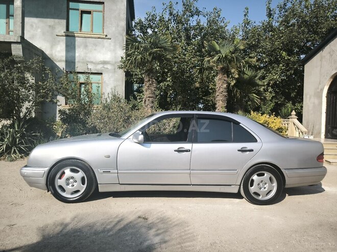 Mercedes E 240 1999, 430,000 km - 2.4 л - Bakı
