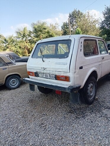 LADA (VAZ) Niva 1990, 155,000 km - 1.7 l - Astara