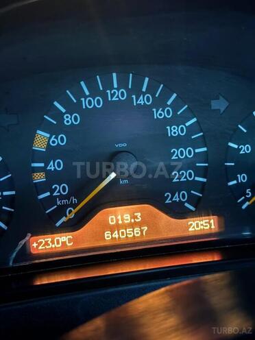 Mercedes E 240 1998, 640,563 km - 2.4 l - Bakı
