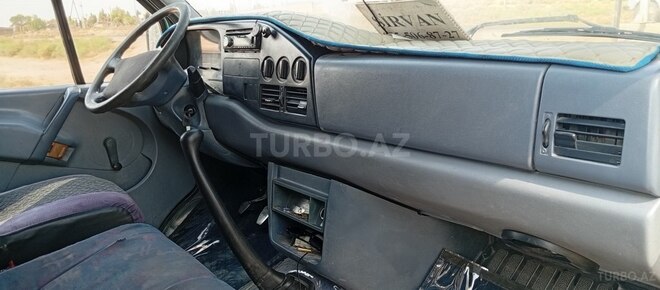 Mercedes 208 D 1997, 681,000 km - 2.3 l - Şirvan