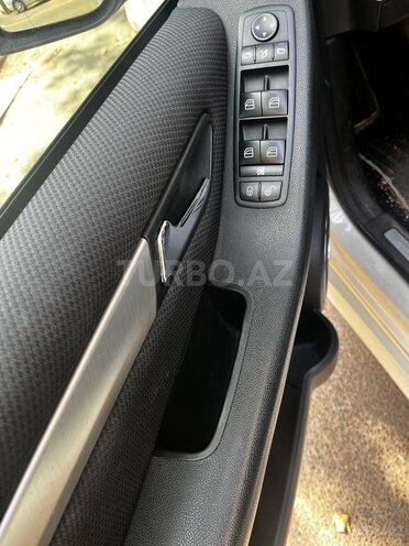Mercedes B 180 2013, 110,900 km - 1.6 l - Bakı