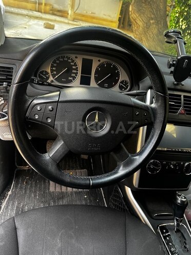 Mercedes B 180 2013, 110,900 km - 1.6 l - Bakı